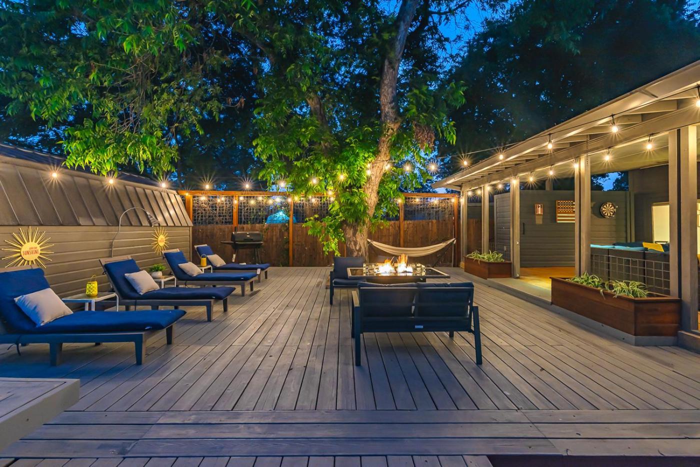 Serene Pool & Firepit In Stunning Home By Airport 圣安东尼奥 外观 照片